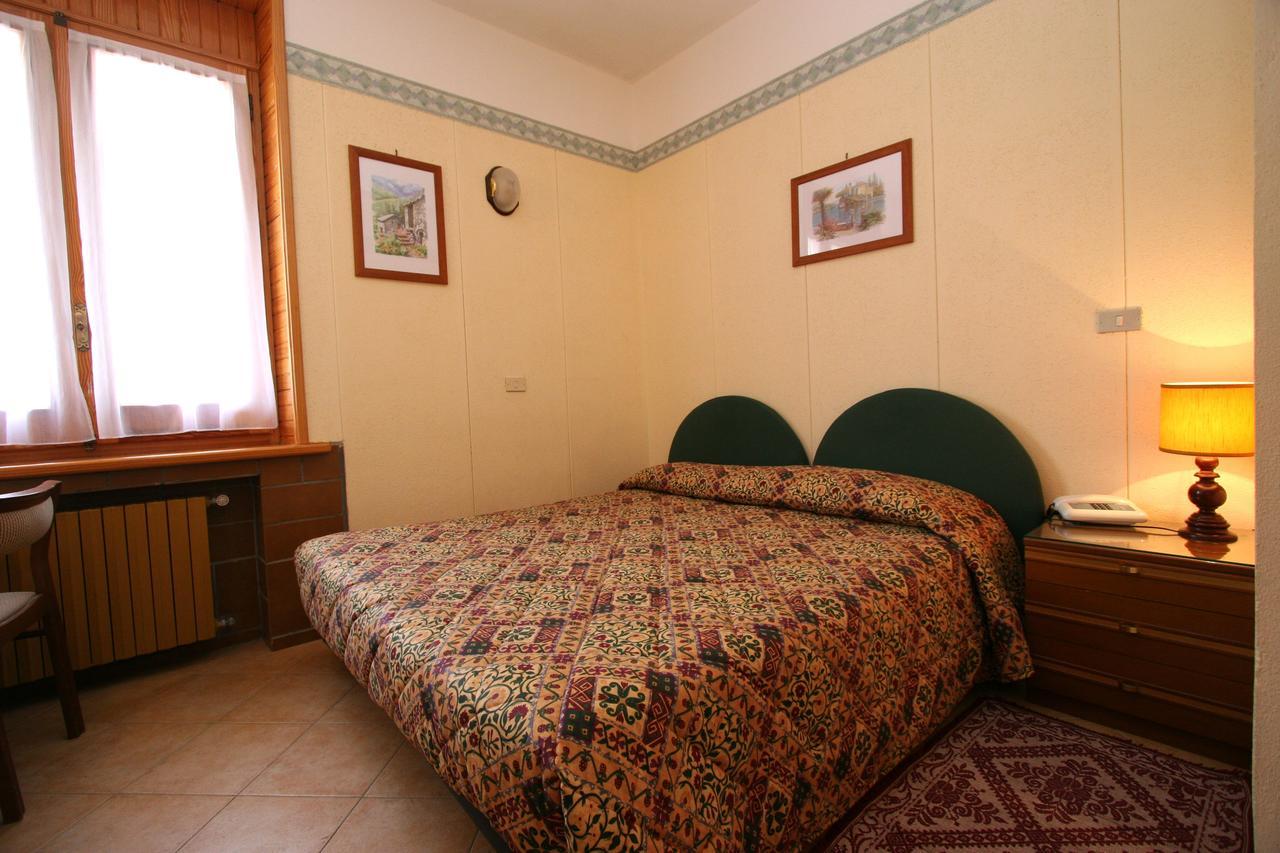 Hotel Europa Бардонеккия Экстерьер фото