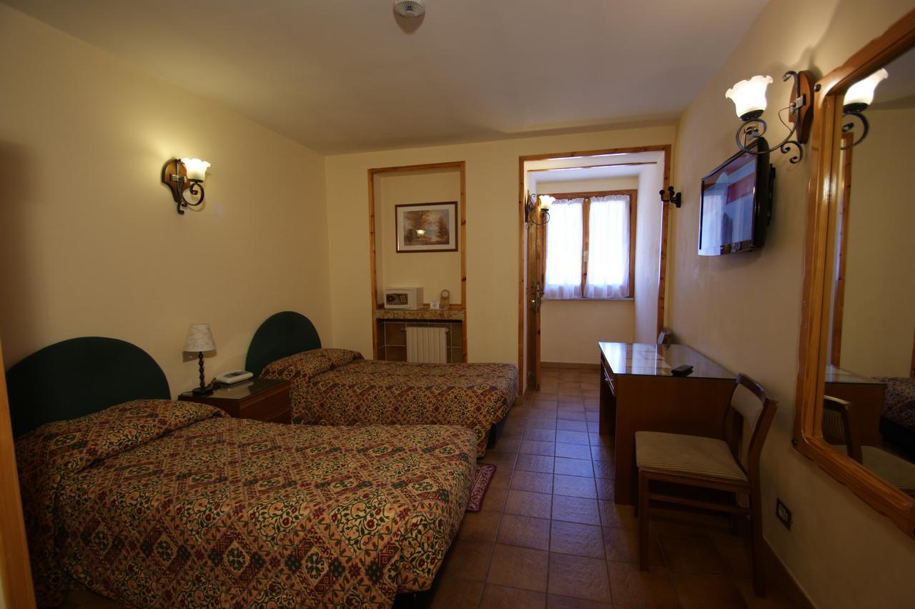 Hotel Europa Бардонеккия Экстерьер фото