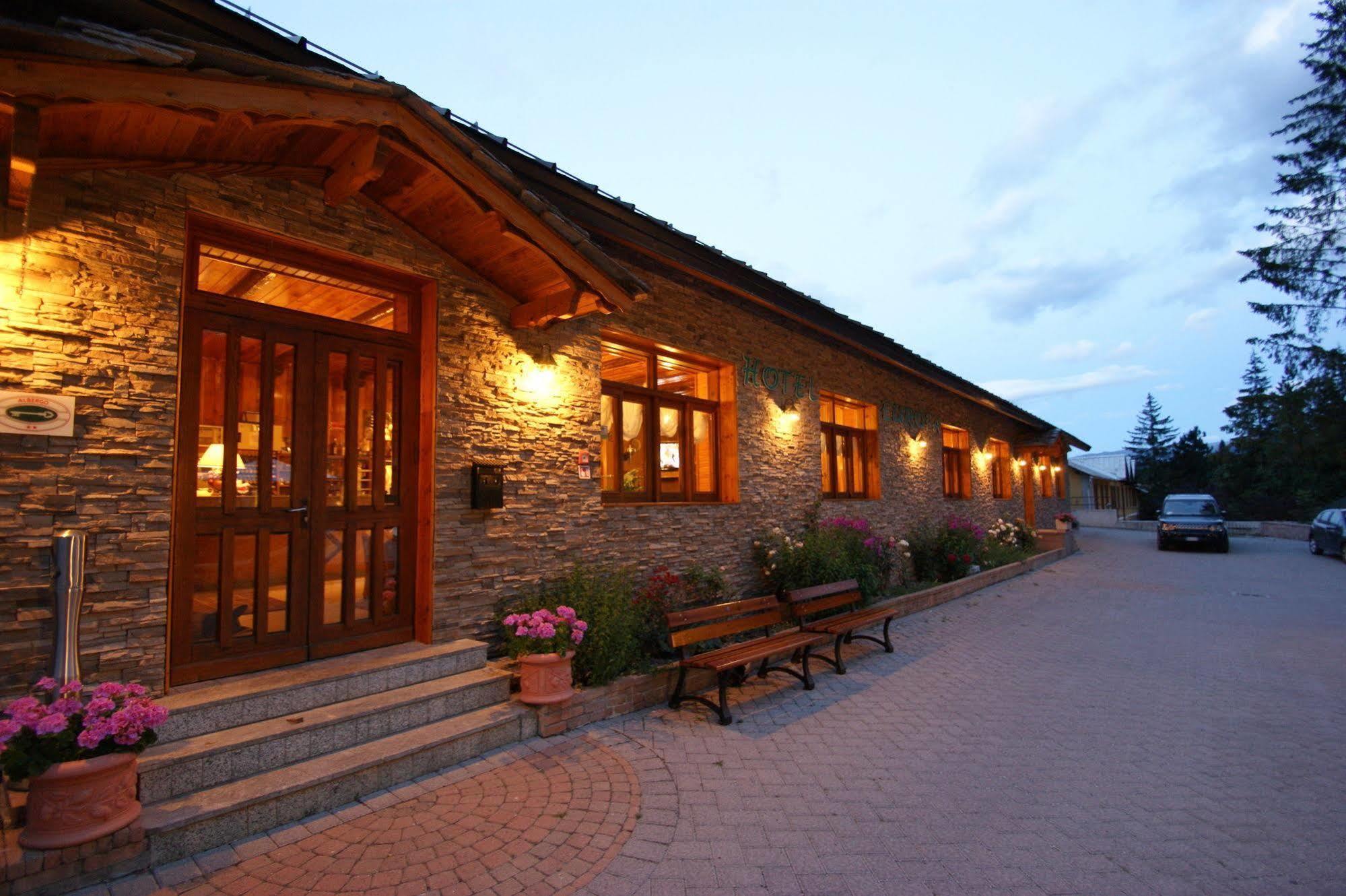 Hotel Europa Бардонеккия Экстерьер фото