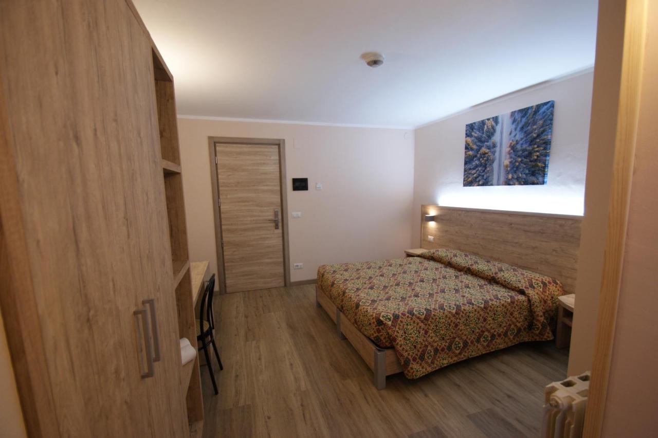 Hotel Europa Бардонеккия Экстерьер фото