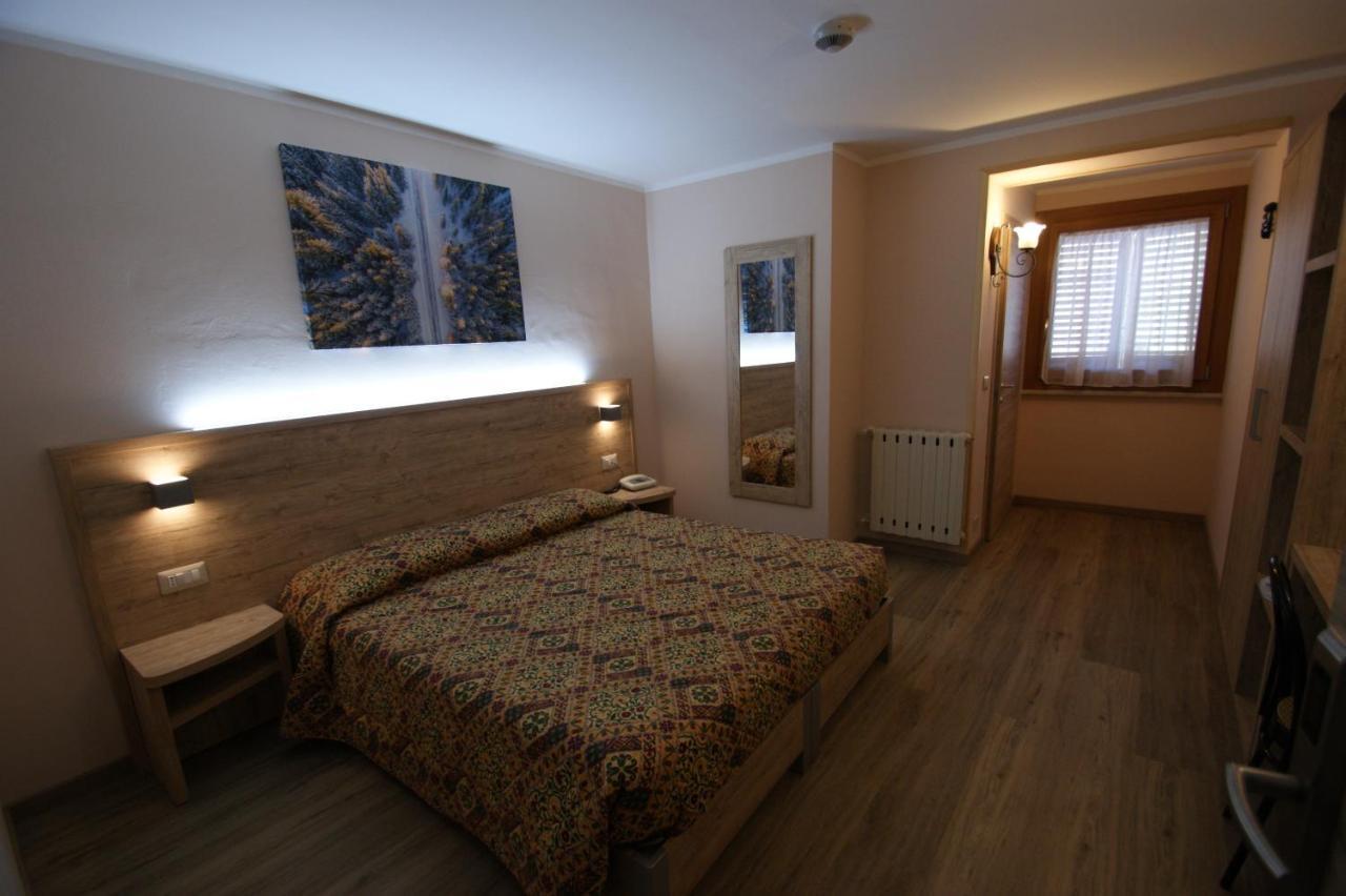 Hotel Europa Бардонеккия Экстерьер фото